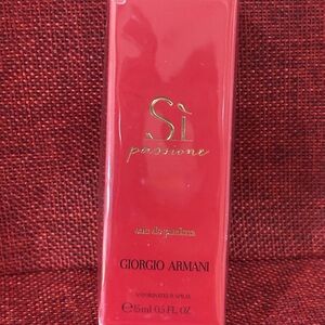 Giorgio Armani Si Passione Red Eau de Parfum